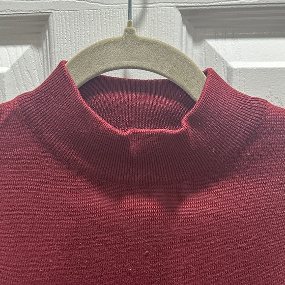Burberrys 100% Wool Burgundy Sweater Vintage - Picture 3 of 8